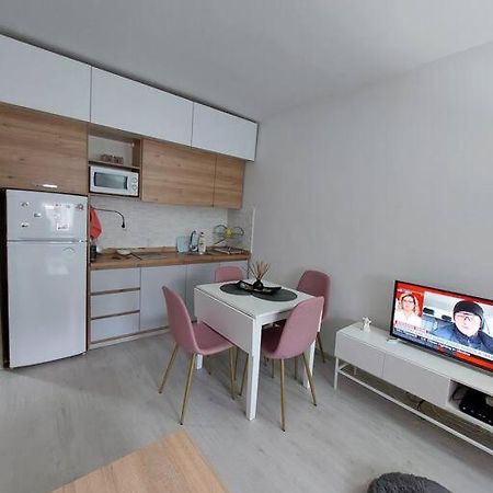 City Center Chic, Urban Apartment Σκόπια Εξωτερικό φωτογραφία