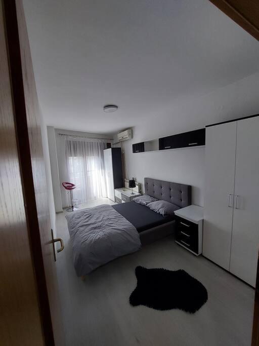 City Center Chic, Urban Apartment Σκόπια Εξωτερικό φωτογραφία