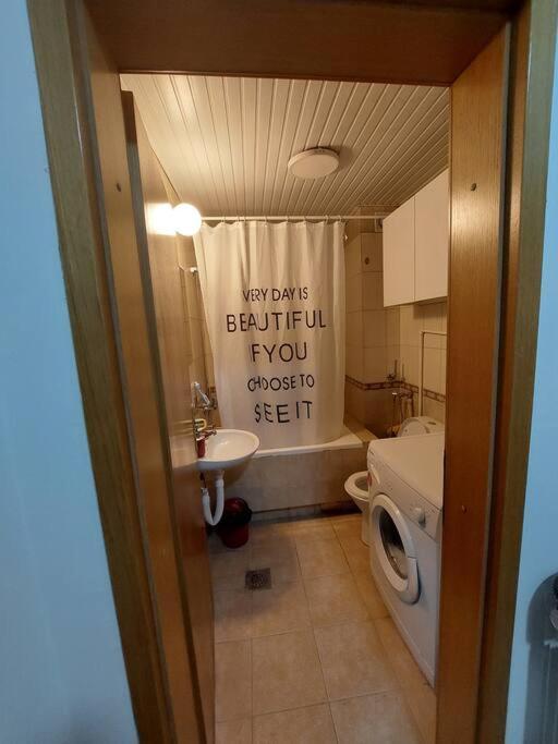 City Center Chic, Urban Apartment Σκόπια Εξωτερικό φωτογραφία